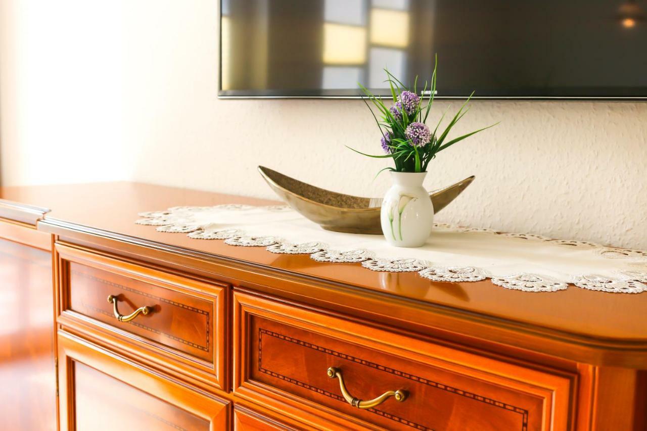 Ferienwohnung Min Herzing Росток Екстериор снимка