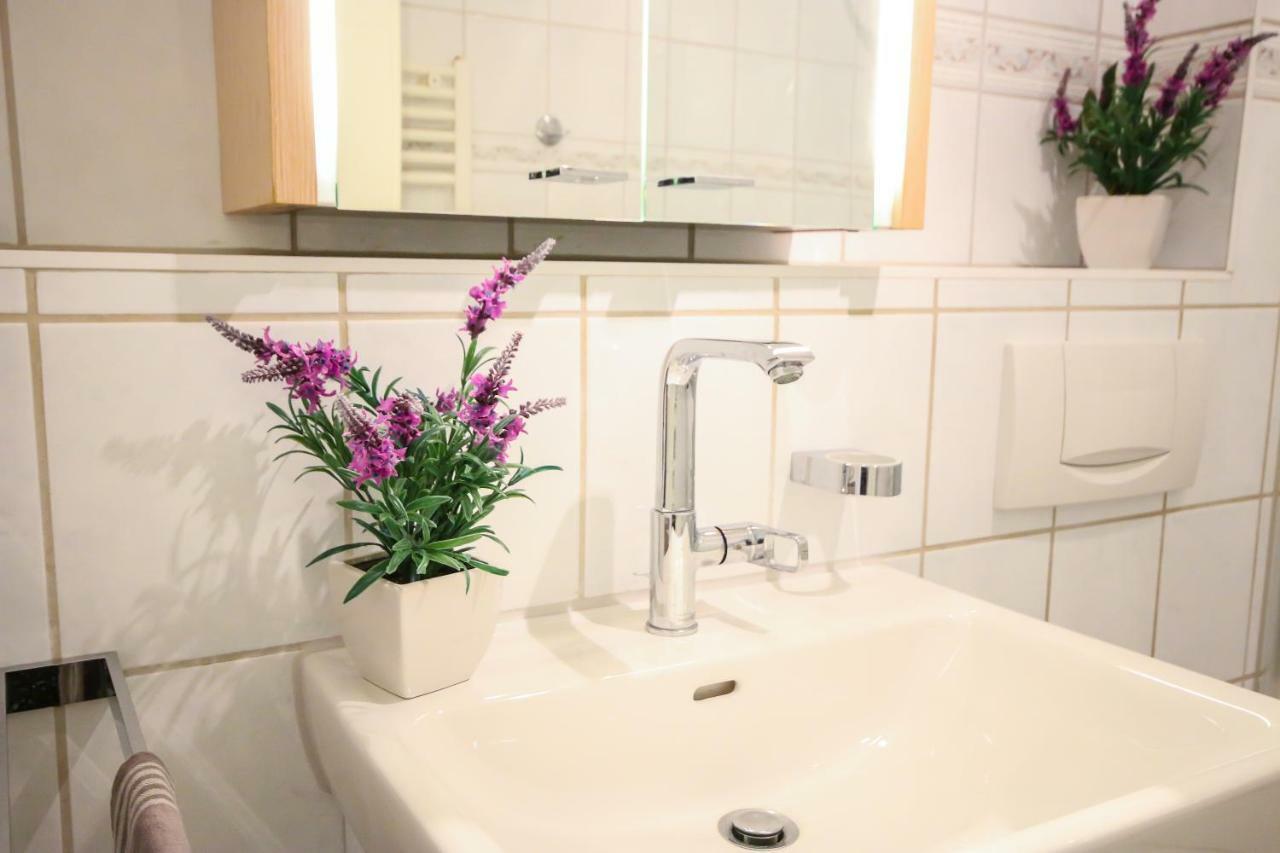 Ferienwohnung Min Herzing Росток Екстериор снимка